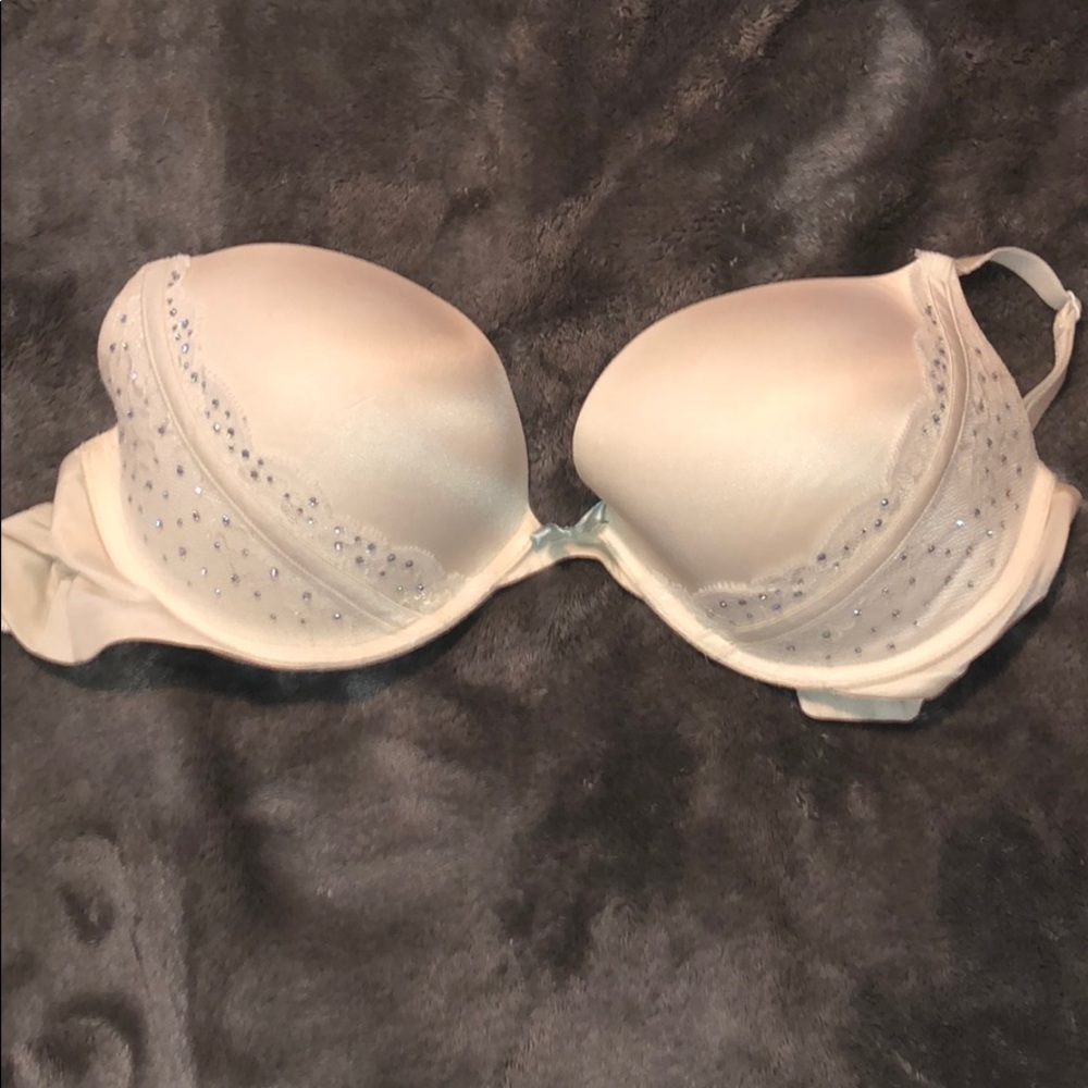 Victoria’s Secret crystal studded 34DD bra
